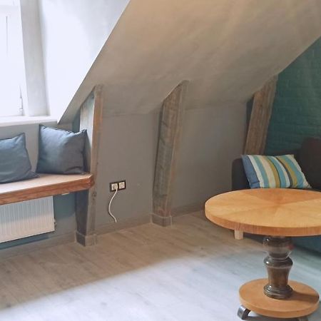 شقة Old Town Cute Flat 2 Beds 2 Baths ريغا المظهر الخارجي الصورة